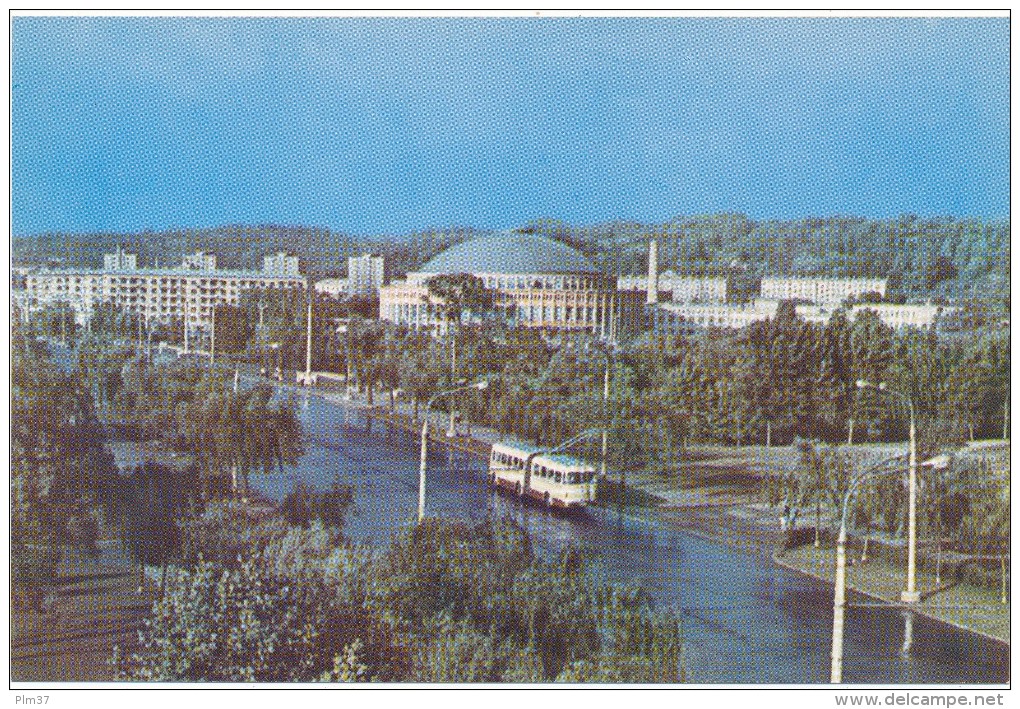 PYONGYANG - L´Avenue Keumsousan - Corée Du Nord