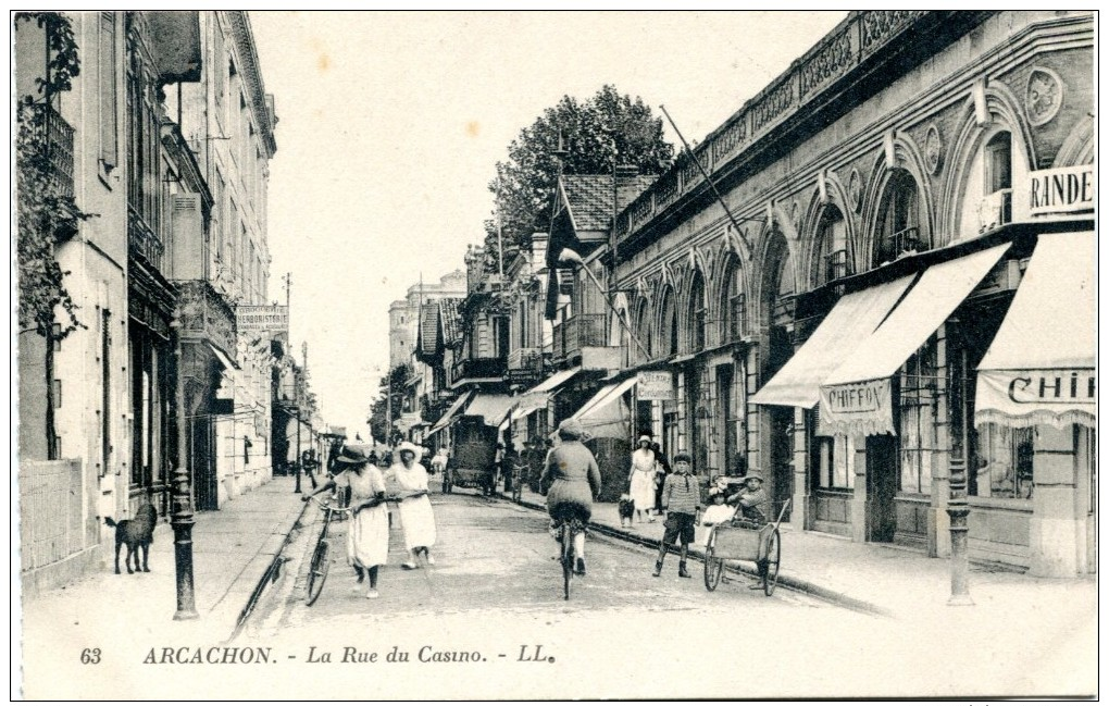 FR-33: ARCACHON: La Rue Du Casino - Arcachon