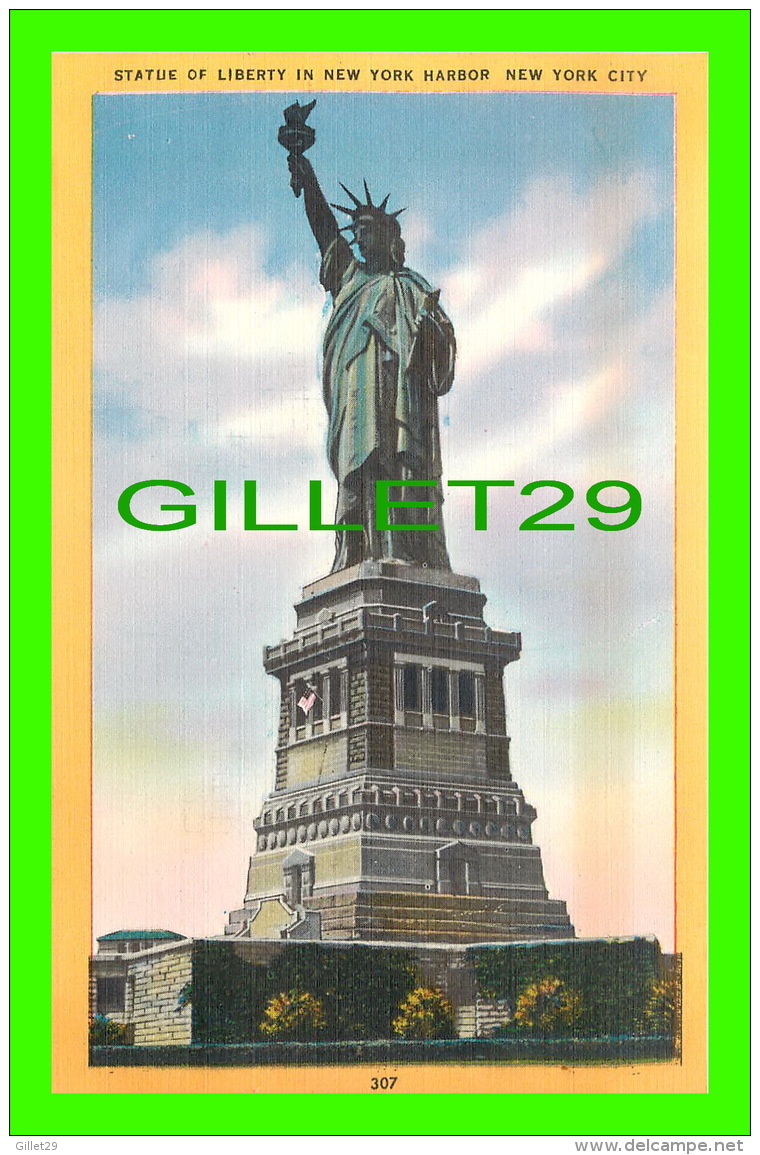 NEW YORK CITY - STATUE OF LIBERTY IN NEW YORK HARBOR - ALFRED MAINZER INC - - Statue Of Liberty