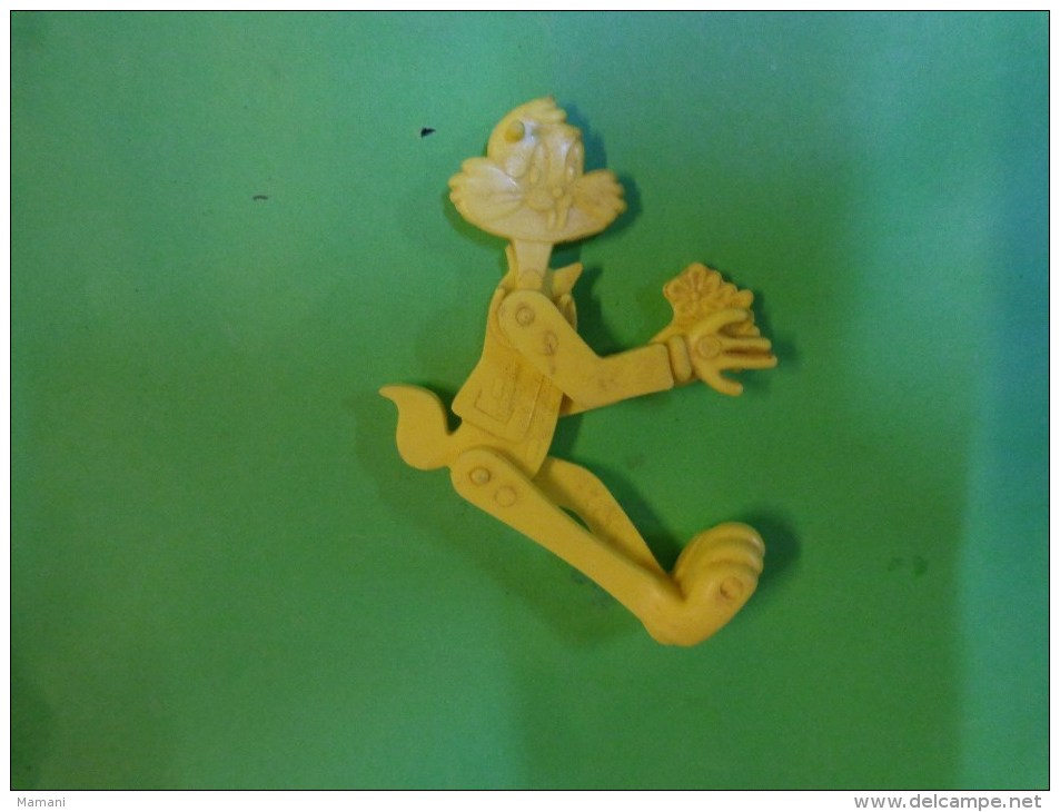 Figurine Gros Minet  Coloris Jaune A Completer 1971 Henkel - Other & Unclassified