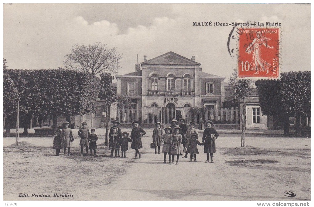 79----MAUZE---la Mairie---voir 2 Scans - Mauze Sur Le Mignon