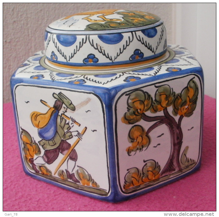 Pot Couvert / Bonbonnière / Sucrier à 6 Faces, En Porcelaine De Hongrie - Sonstige & Ohne Zuordnung