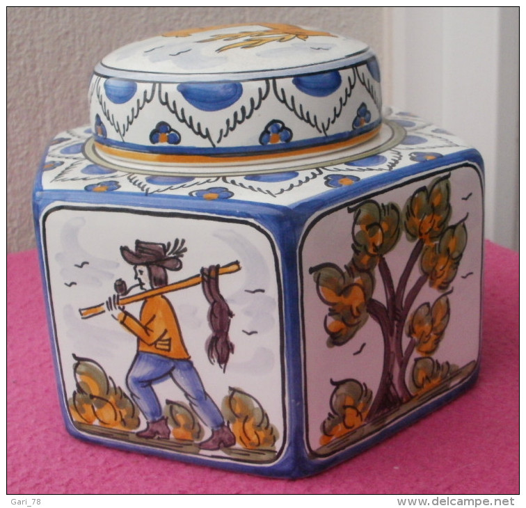 Pot Couvert / Bonbonnière / Sucrier à 6 Faces, En Porcelaine De Hongrie - Sonstige & Ohne Zuordnung