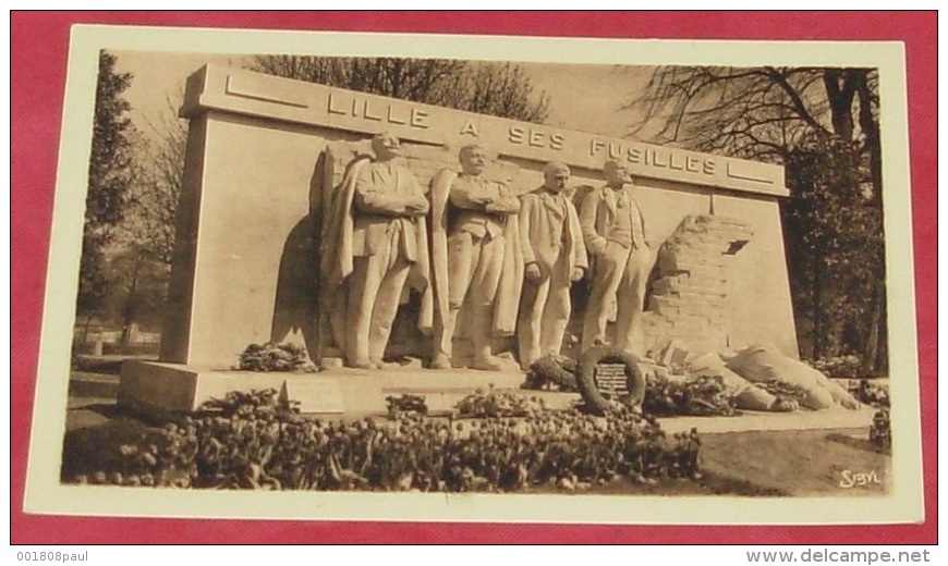 59 - Lille - Monument Aux Fusillés Lillois ::: Carte Pub : Sté Ame Raphaël Tuck & Fils - Paris  ------------ 358 - Lille