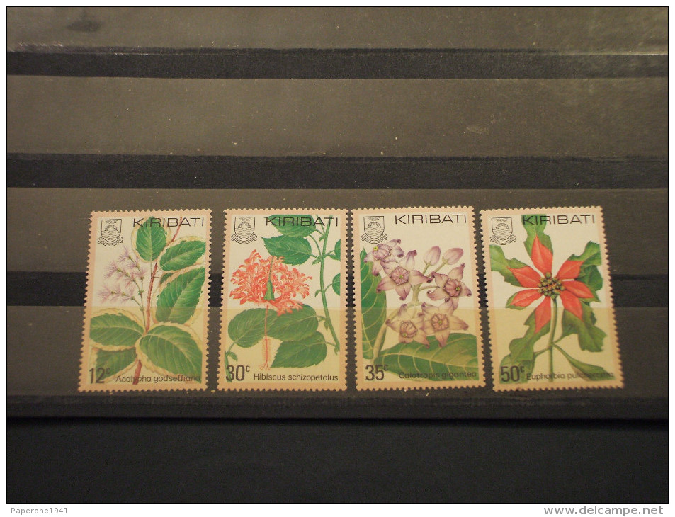 KIRIBATI - 1981 FIORI 4 VALORI - NUOVI(++) - Kiribati (1979-...)