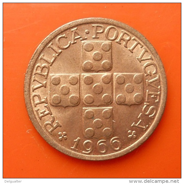 Portugal XX Centavos 1966 - Portugal