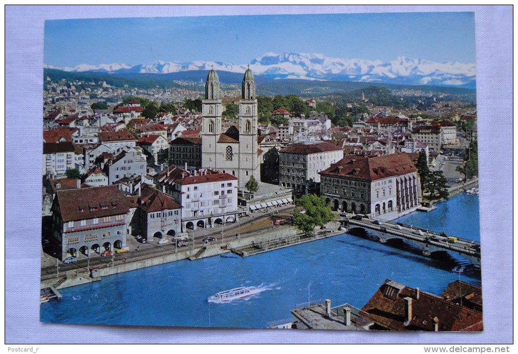 Switzerland Zurich  Limmatquai Grossmunster Wasserkirche Und Die Alpen Stamp 1972    A 107 - Zürich