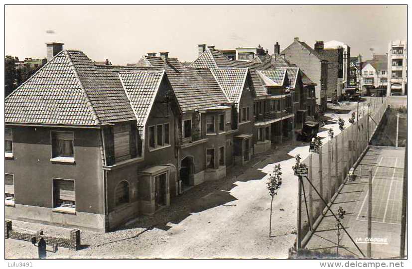 CPSM - BRAY-DUNES (59) - Vue Des Cours De Tennis Et Des Nouvelles Villas En 1950 - Bray-Dunes