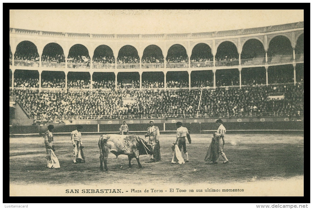 SPAIN - Plaza De Toros -El Toro E Sus Ultimos Momentos ( Ed.G.G. Galarza )  Carte Postale - Corrida