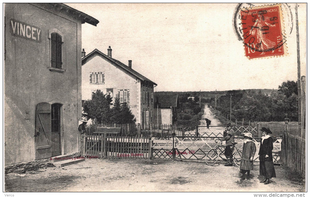 Carte Postale Ancienne De VINCEY - Vincey