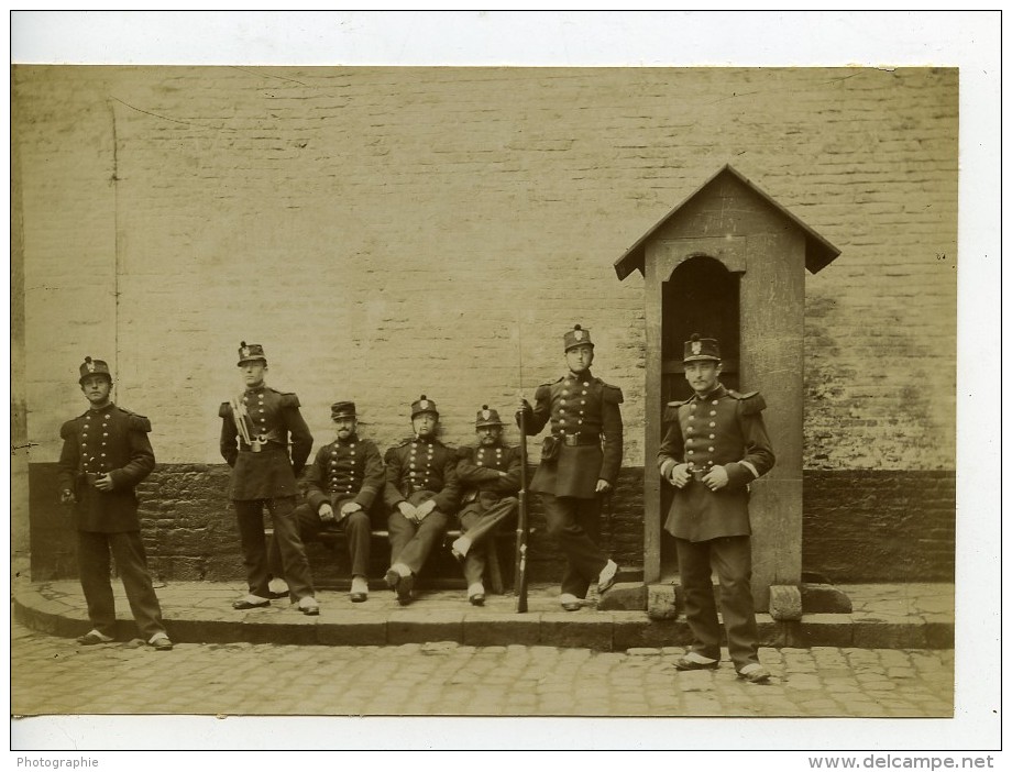 France Lille Caserne Vandamme Groupe En Uniforme Ancienne Photo Amateur 1896 - Anciennes (Av. 1900)