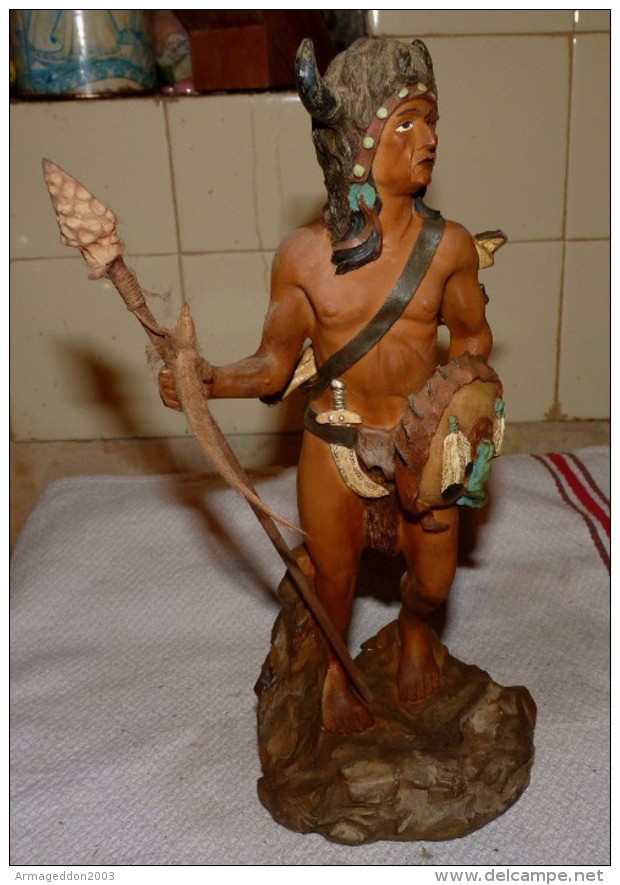 STATUE FIGURINE AVEC DES CORNES ET LANCE ET BOUCLIER ETAT NEUF 28.5 Cm - Autres & Non Classés