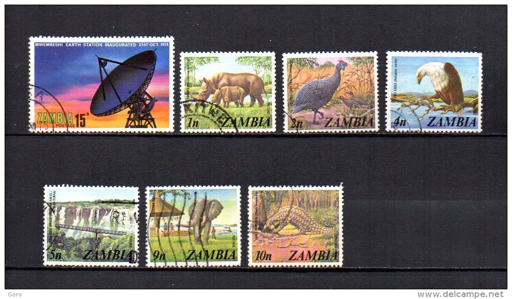 Zambia    1974-75  .-  Y&T  Nº   131 - 133/134 - 136/137 - 139/140 - Zambie (1965-...)