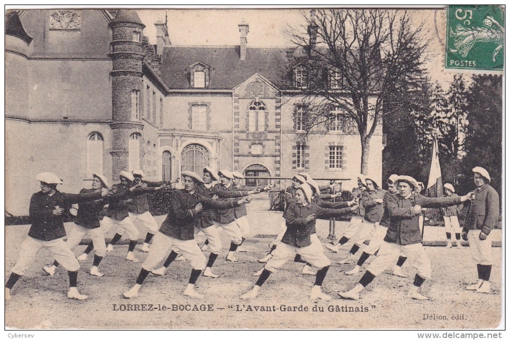 LORREZ-le-BOCAGE - "L'Avant-Garde Du Gâtinais" - Lorrez Le Bocage Preaux