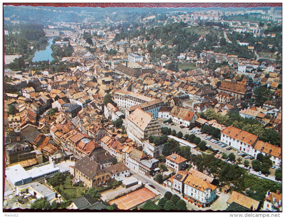 25 - MONTBÉLIARD - Vue Générale Aérienne. (CPSM) - Montbéliard