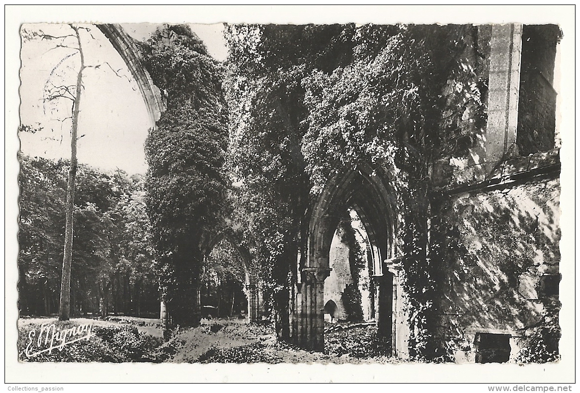 Cp, 77, Damarie-les-Lys, Abbaye Royale Du Lys, Le Choeur, Voyagée 19512 - Dammarie Les Lys