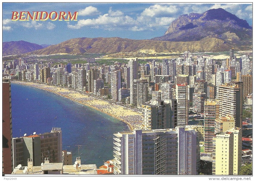 PH28 - POSTAL - BENIDORM - VISTA DE LA PLAYA DE LEVANTE DESDE LA MONTAÑA - Alicante