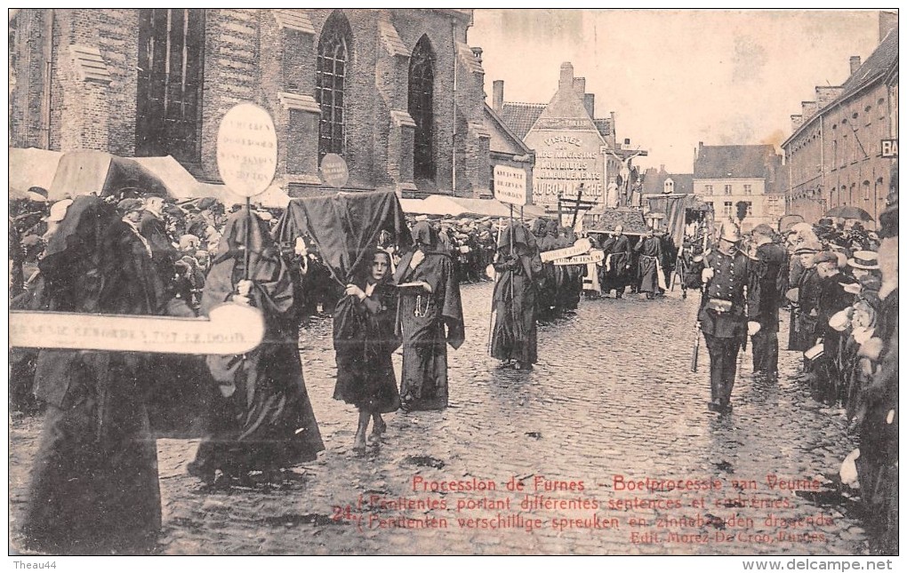 ¤¤  -   BELGIQUE   -   FURNES  -  Procession  -  Pénitentes Portant Des Septences    -  ¤¤ - Veurne