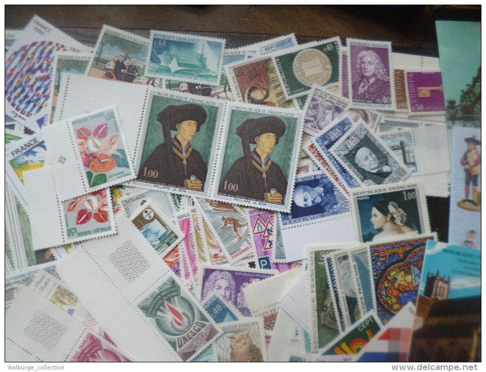 FRANCE SPLENDIDE VRAC NEUF XX AVEC CARNETS ANNEES 70s. ENVIRON 4000 TIMBRES !!! DEPART 1 EURO !!!