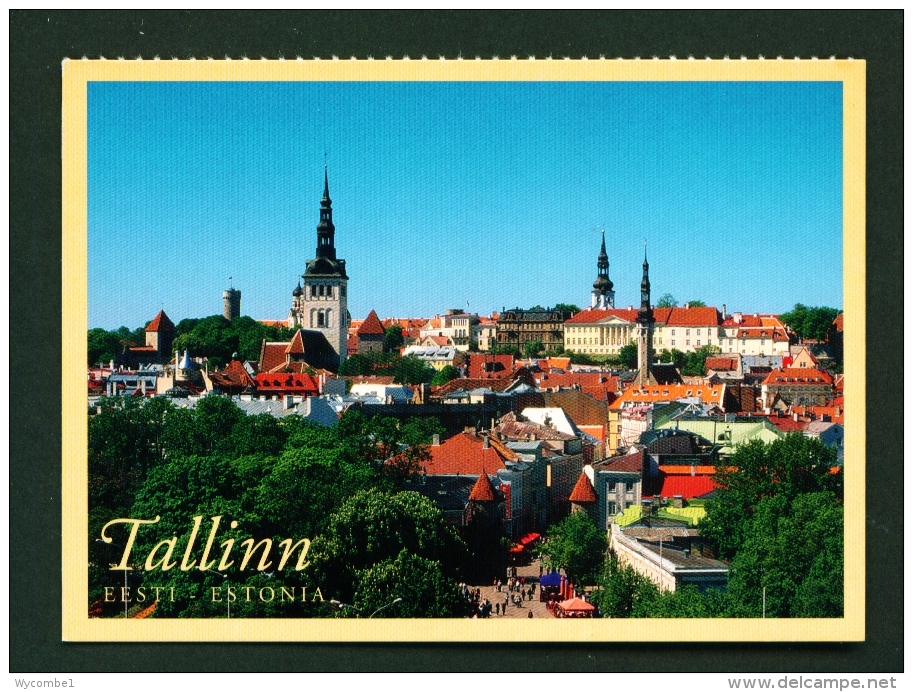 ESTONIA  -  Tallinn  Old Town  Unused Postcard - Estonia