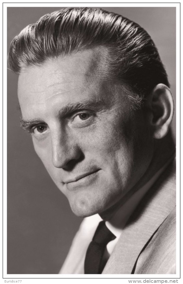 Film Series KIRK DOUGLAS Actor PHOTO Postcard - RWP 2003 (01) - Artiesten