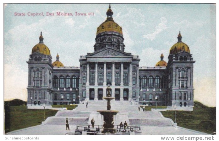 Iowa Des Moines State Capitol Building - Des Moines