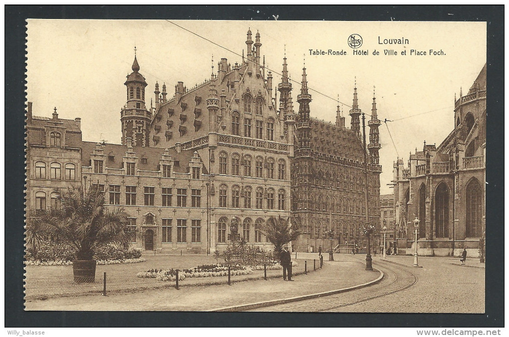 CPA - LOUVAIN - LEUVEN - Table Ronde - Hôtel De Ville Et Place Foch - Nels - Carte Specimen   // - Leuven