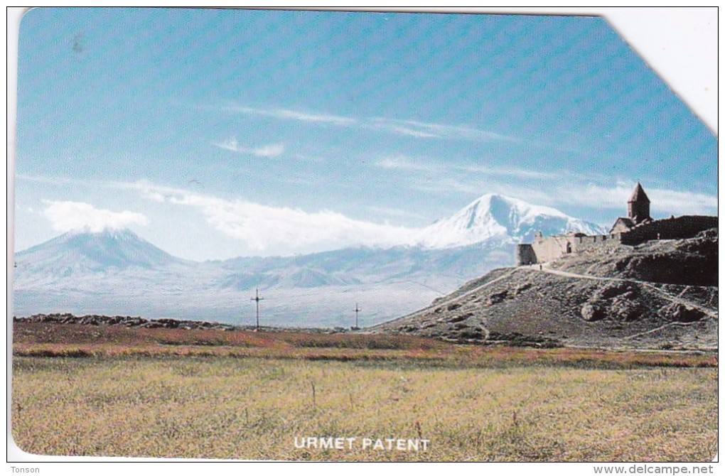 Armenia, ARM-U2, 50 Units, Ararat Valley, 10 Mm Magnetic Strip, 2 Scans. - Armenië