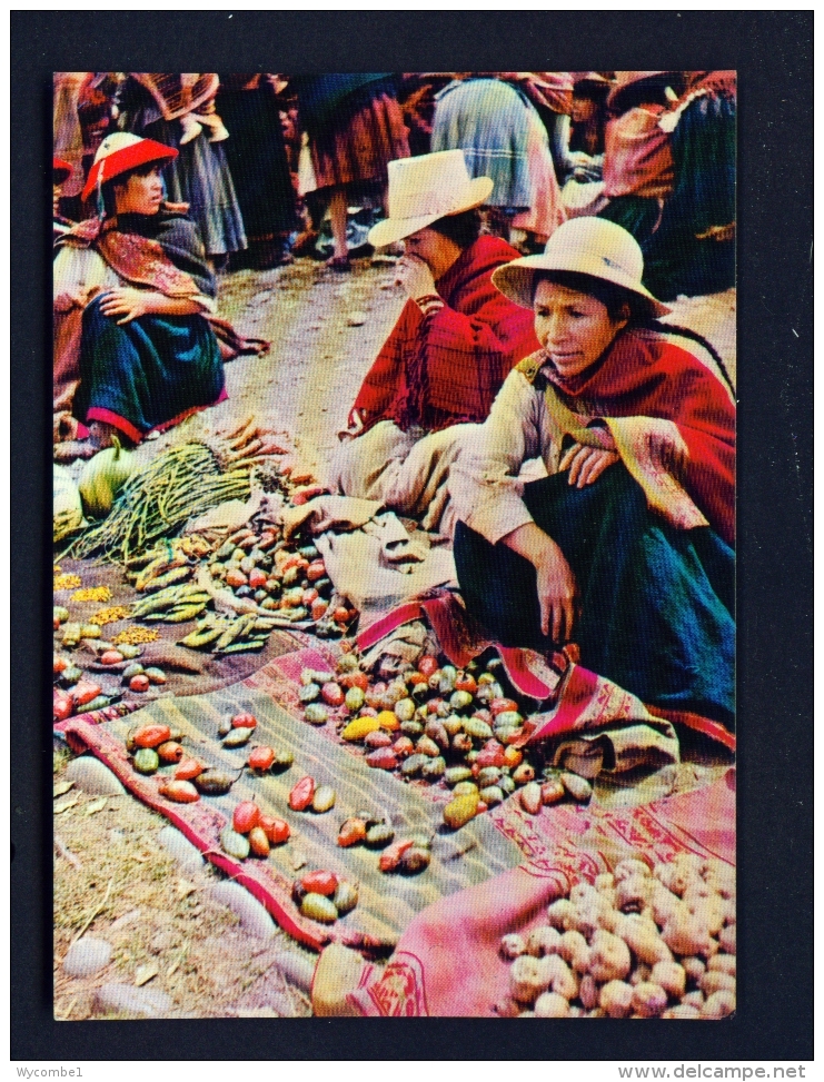 PERU  -  Cusco  Sunday Market In Pisaq  Unused Postcard - Peru