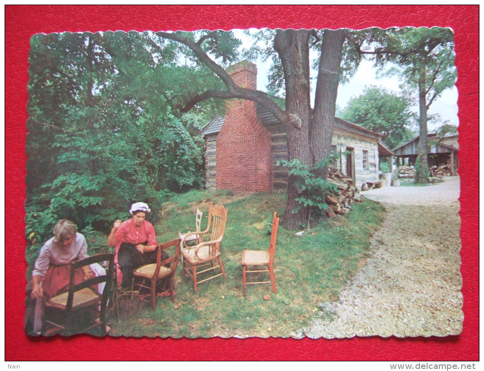 ETATS UNIS - INDIANA - NOBLESVILLE - CONNER PRAIRIE PIONEER SETTLEMENT - " REMPAILLEUSES DE CHAISES " - RARE " - - Autres & Non Classés