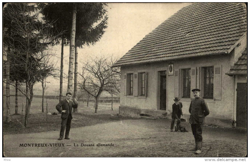 DOUANE - DOUANIERS - MONTREUX-VIEUX - Douane