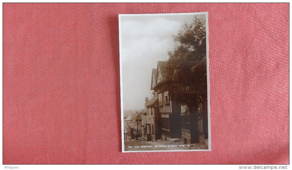 United Kingdom > England> Sussex > Rye  RPPC  Mermaid Street   Ref 2251 - Rye