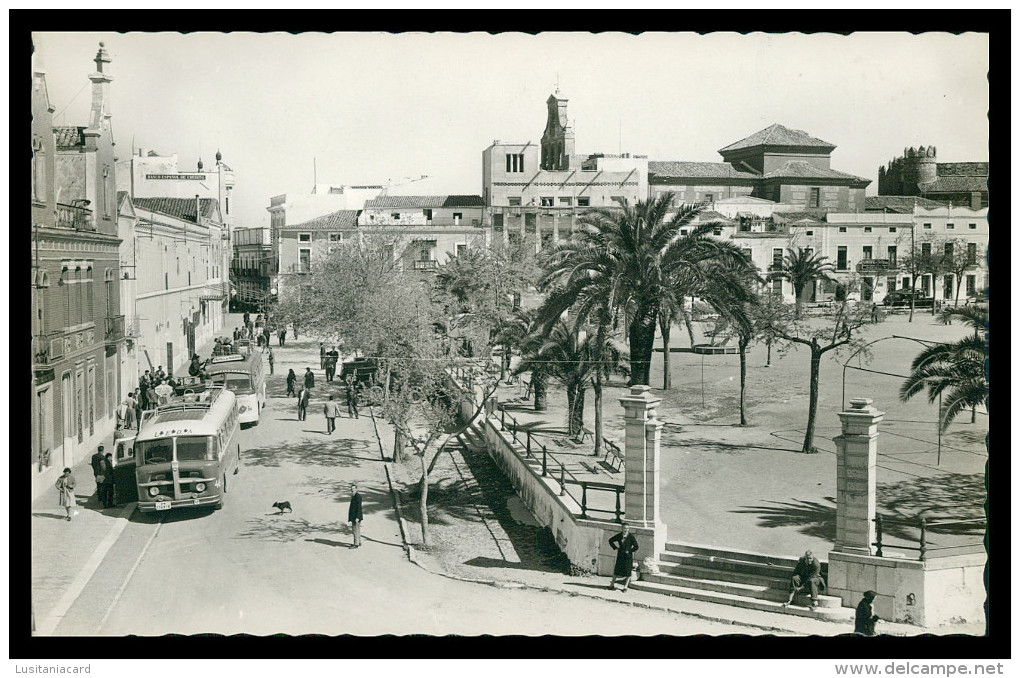 ZAFRA - Plaza De Espanha ( Ed. Arrivas Nº 64) Carte Postale - Badajoz