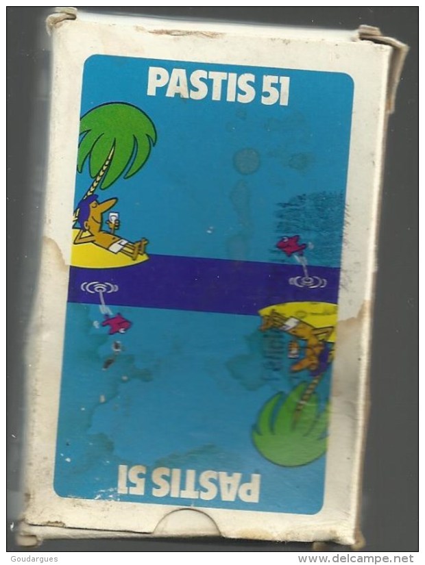 Jeu De 32 Cartes "Pastis 51" - Déjà Utilisé, Complet - Quelques Taches Sur Le Carton - 32 Carte