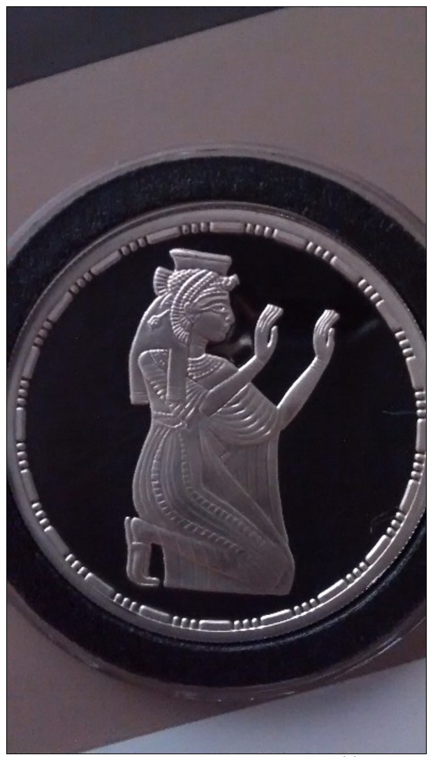 EGYPTO 5 LIBRAS PLATA 999ml 1994  PROOF "QUEEN NOTRETAN WIFE RAMSES II   "  22,5g   Km# 757 - Egipto