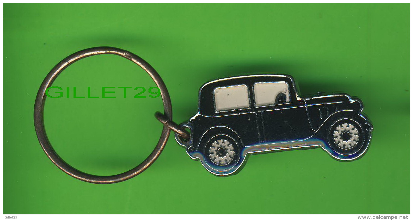 PORTE-CLEFS - VIEILLE VOITURE NOIR  EN MÉTAL - - Porte-clefs