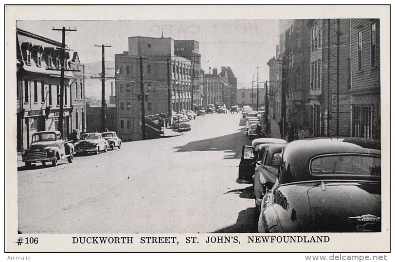 Terre Neuve Newfoundland St John´s Duckworth Street American Cars  Photo C.W. Hawley - St. John's