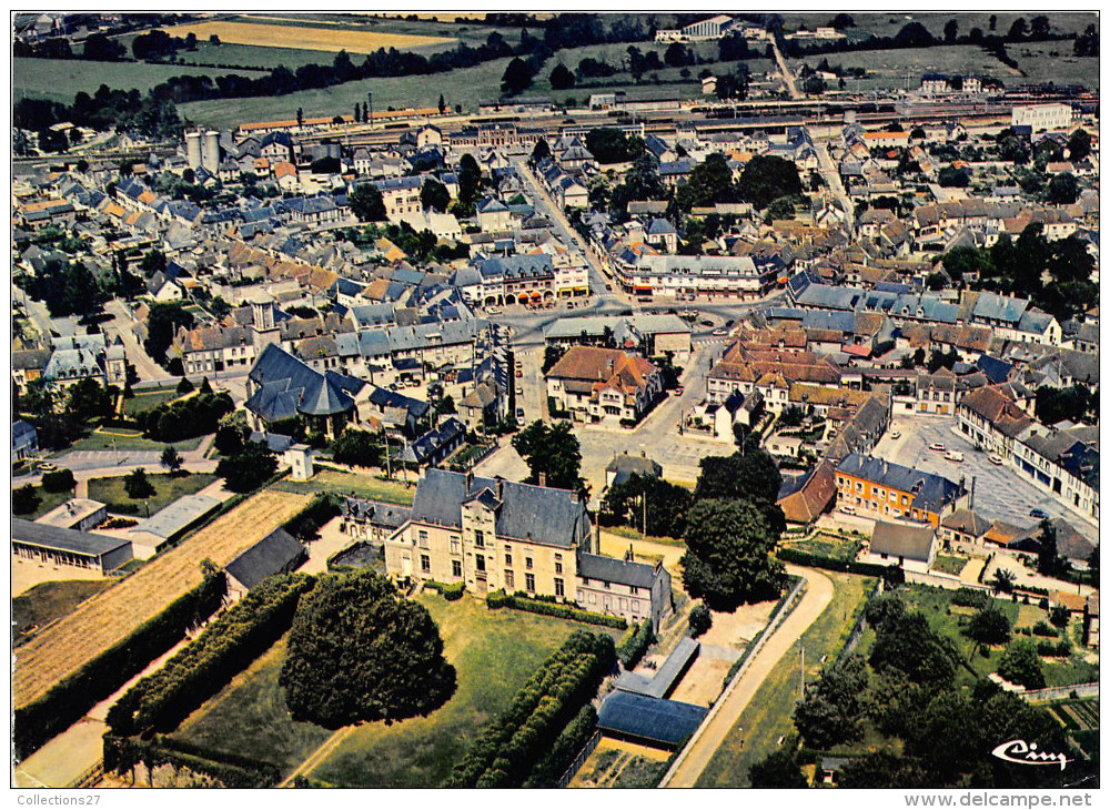 28-LA LOUPE - VUE GENERALE AERIENNE - La Loupe