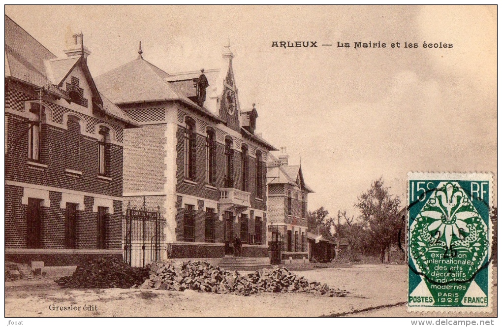 59 NORD - ARLEUX La Mairie Et Les écoles - Arleux