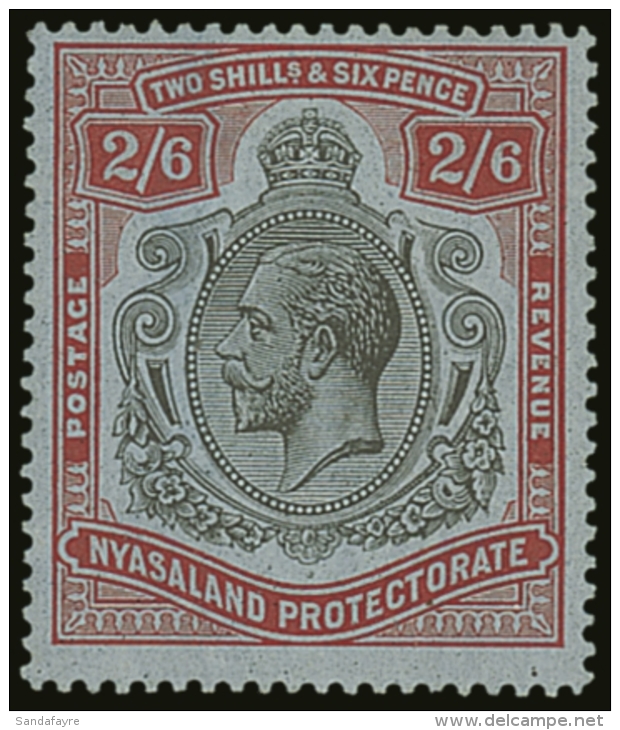 1921 - 1933 Geo V 2s 6d Black And Carmine On Pale Red Variety "broken Crown And Scroll", SG 110b, Very Fine Mint.... - Nyassaland (1907-1953)