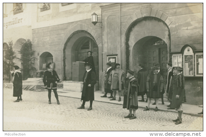 DE BURGHAUSEN / Des Hommes En Uniformes / CARTE GLACEE - Burghausen