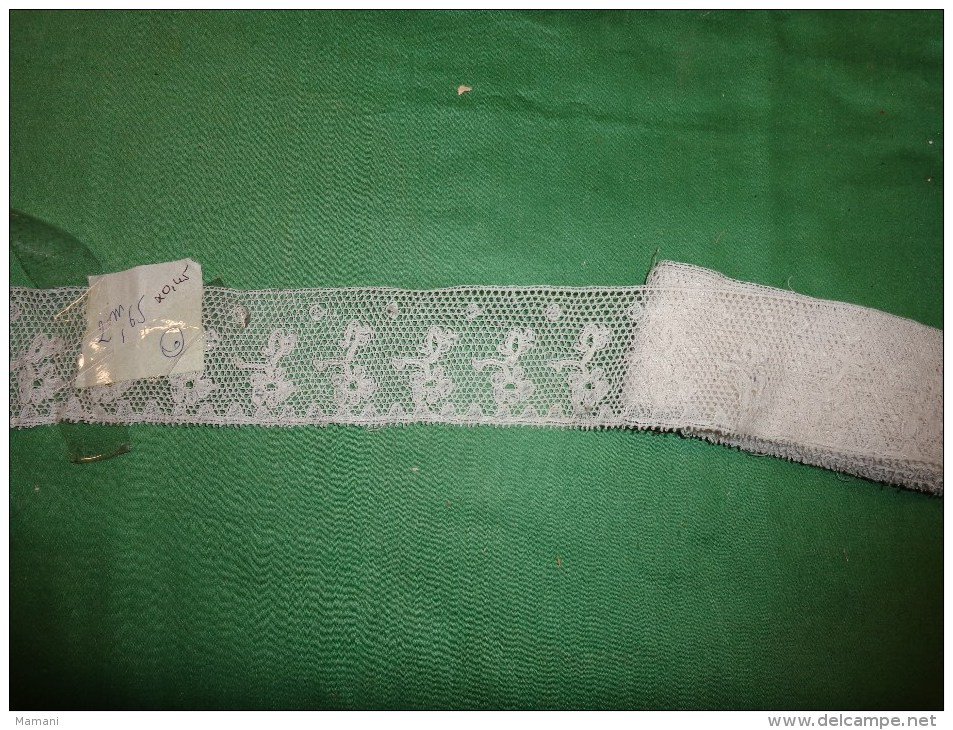 Dentelle  Ancienne 2.65x0.45cm- - Laces & Cloth