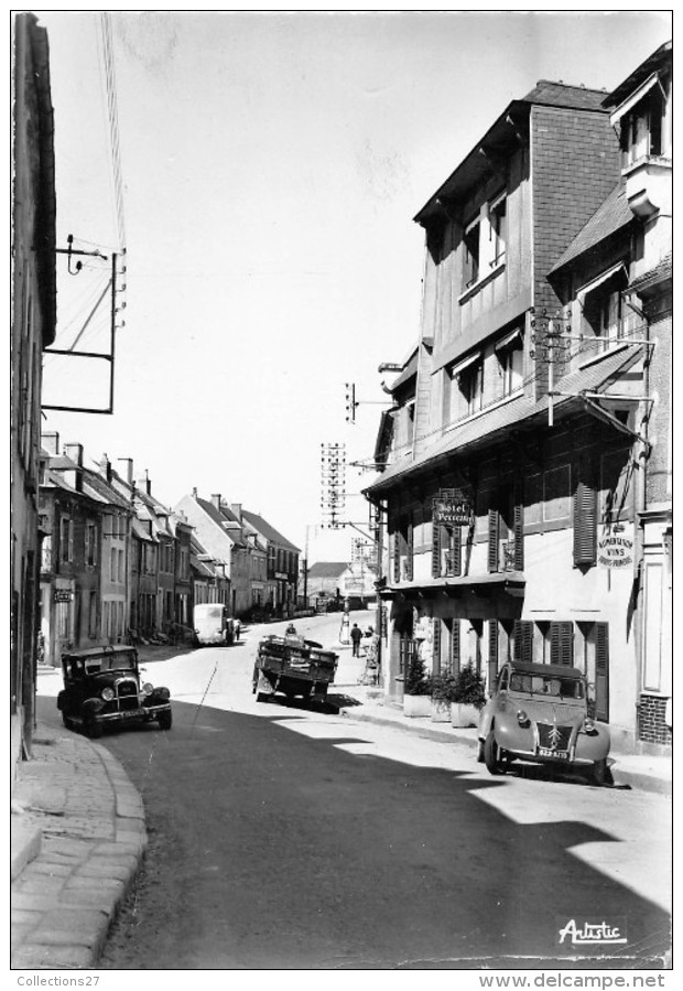 58-LORMES- LE HAUT DU PAVE, ROUTE D'AVALLON - Lormes