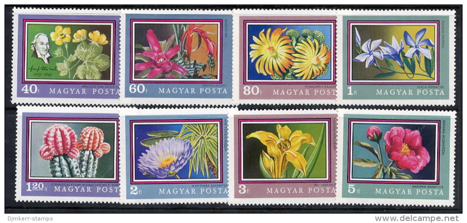 HUNGARY 1971 Botanic Gardens Set MNH / **.  Michel 2695-702 - Nuevos