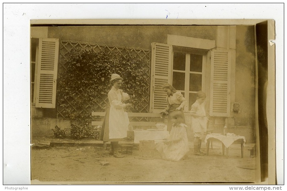 Vie Quotidienne En France Jeu Enfants Dinette Ancienne Photo Amateur 1900 - Anonymous Persons