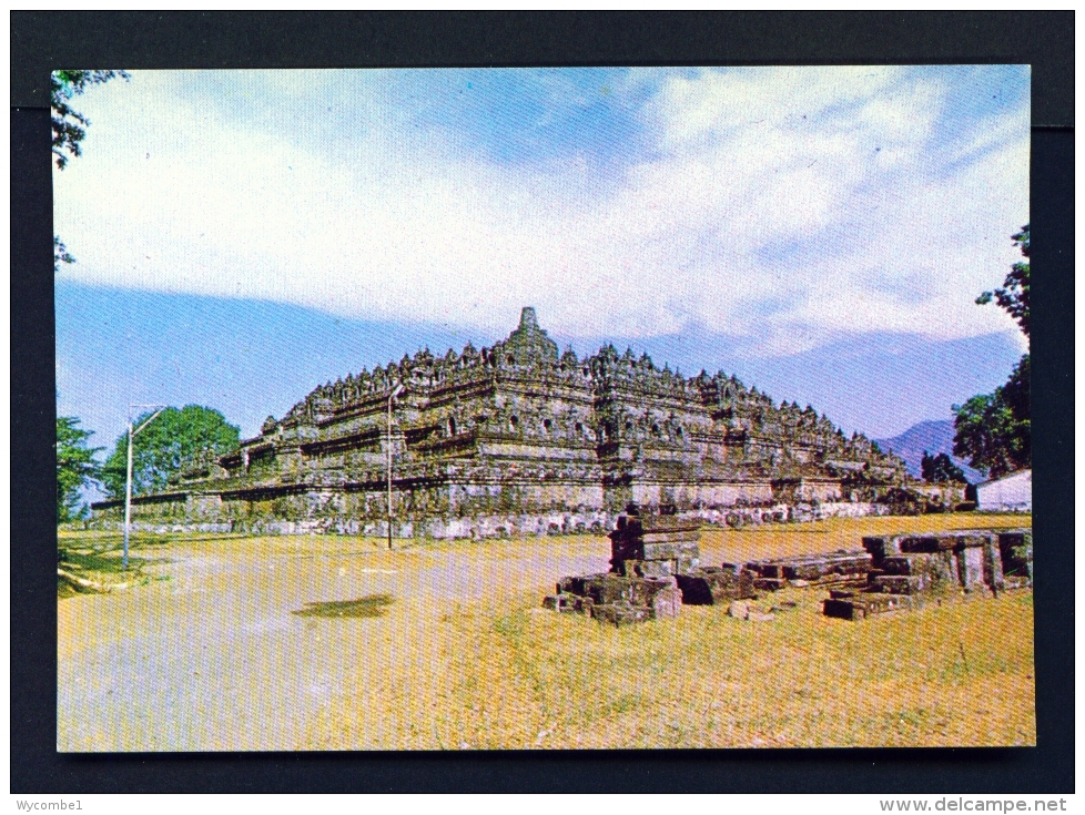 INDONESIA  -  Central Java  Borobudur Buddhist Temple  Unused Postcard - Indonesien