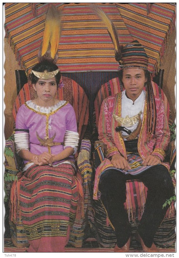 ASIE----INDONESIE---pasangan Pengantin Tanimbar,maluku Tenggara---voir 2 Scans - Indonésie