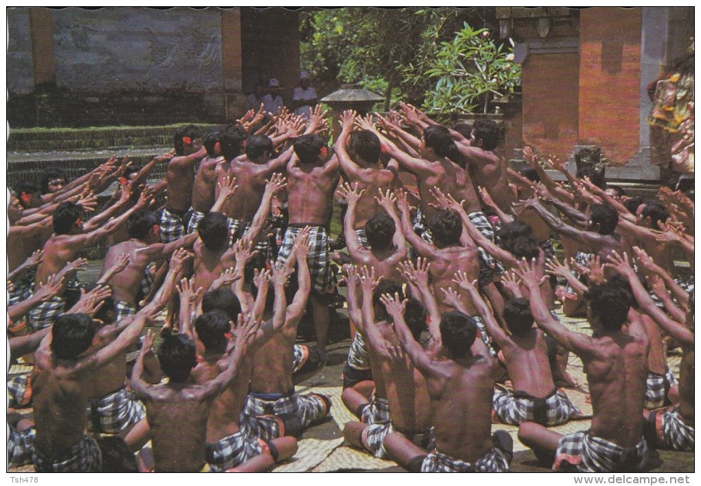 ASIE----INDONESIE---tari Kecak,bali--voir 2 Scans - Indonésie