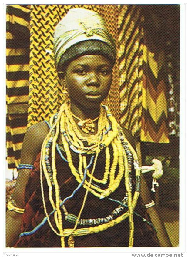 GIRL IN TRADITIONAL ATTIRE  KROBO   ***   A  SAISIR **** - Ghana - Gold Coast