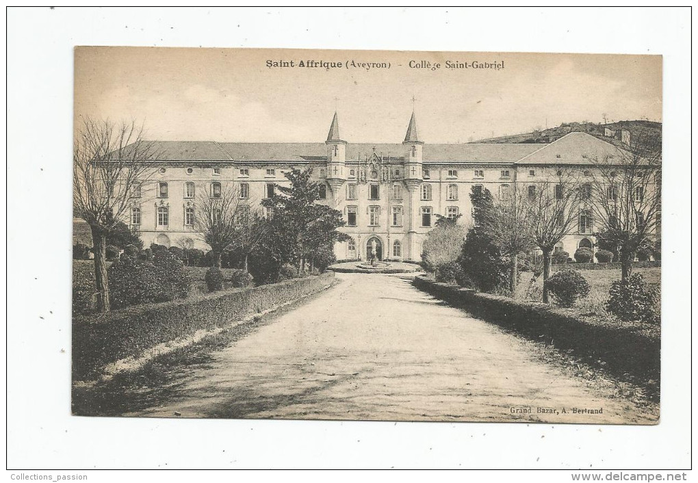 G-I-E , Cp , 12 , SAINT AFFRIQUE , Collége SAINT GABRIEL , Voyagée 1924 , Ed : Thiriat - Saint Affrique